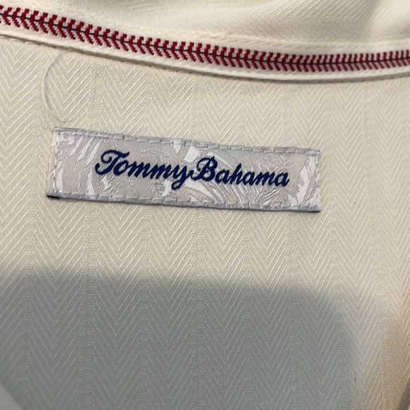 Tommy Bahama Boston Red Sox 100% Silk Button Up Shirt - Picture 6 of 9